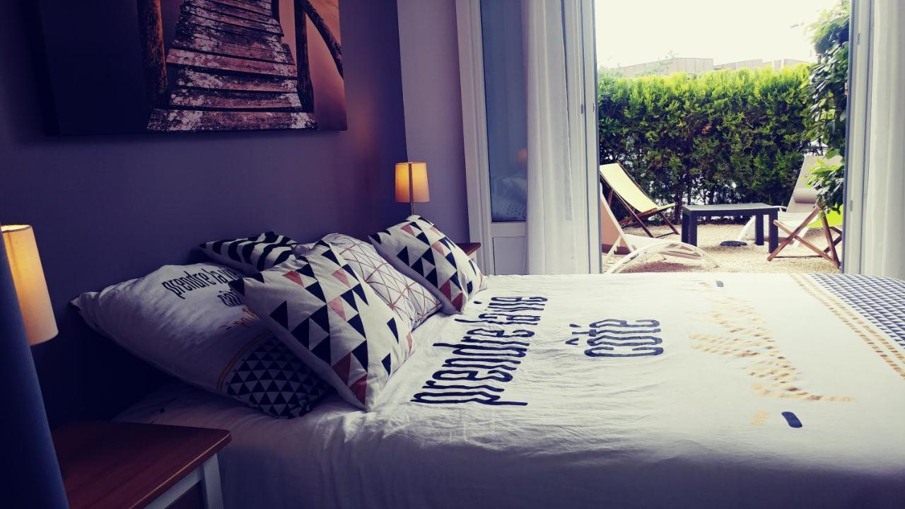 Agreable T3 Avec Jardin Et Parking Prive, A 350M Du Centre Ville Et Des Plages, Wifi, Remise Supplementaire De 10 Pourcent Pour Une Location A La Semaine Cavalaire-sur-Mer Exterior foto