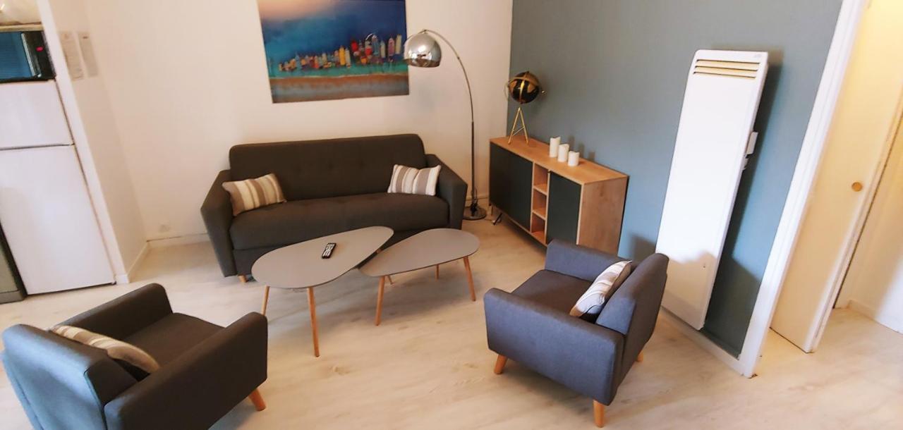 Agreable T3 Avec Jardin Et Parking Prive, A 350M Du Centre Ville Et Des Plages, Wifi, Remise Supplementaire De 10 Pourcent Pour Une Location A La Semaine Cavalaire-sur-Mer Exterior foto